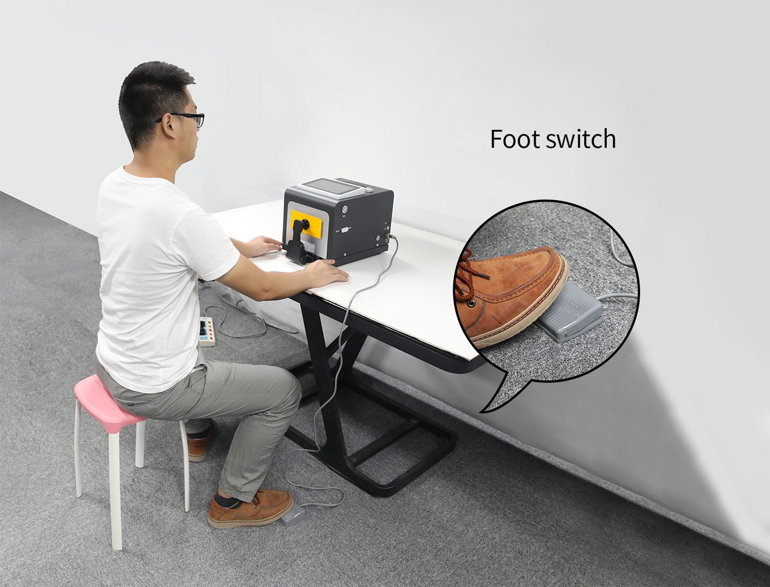 Portable desktop spectrophotometer TS82803